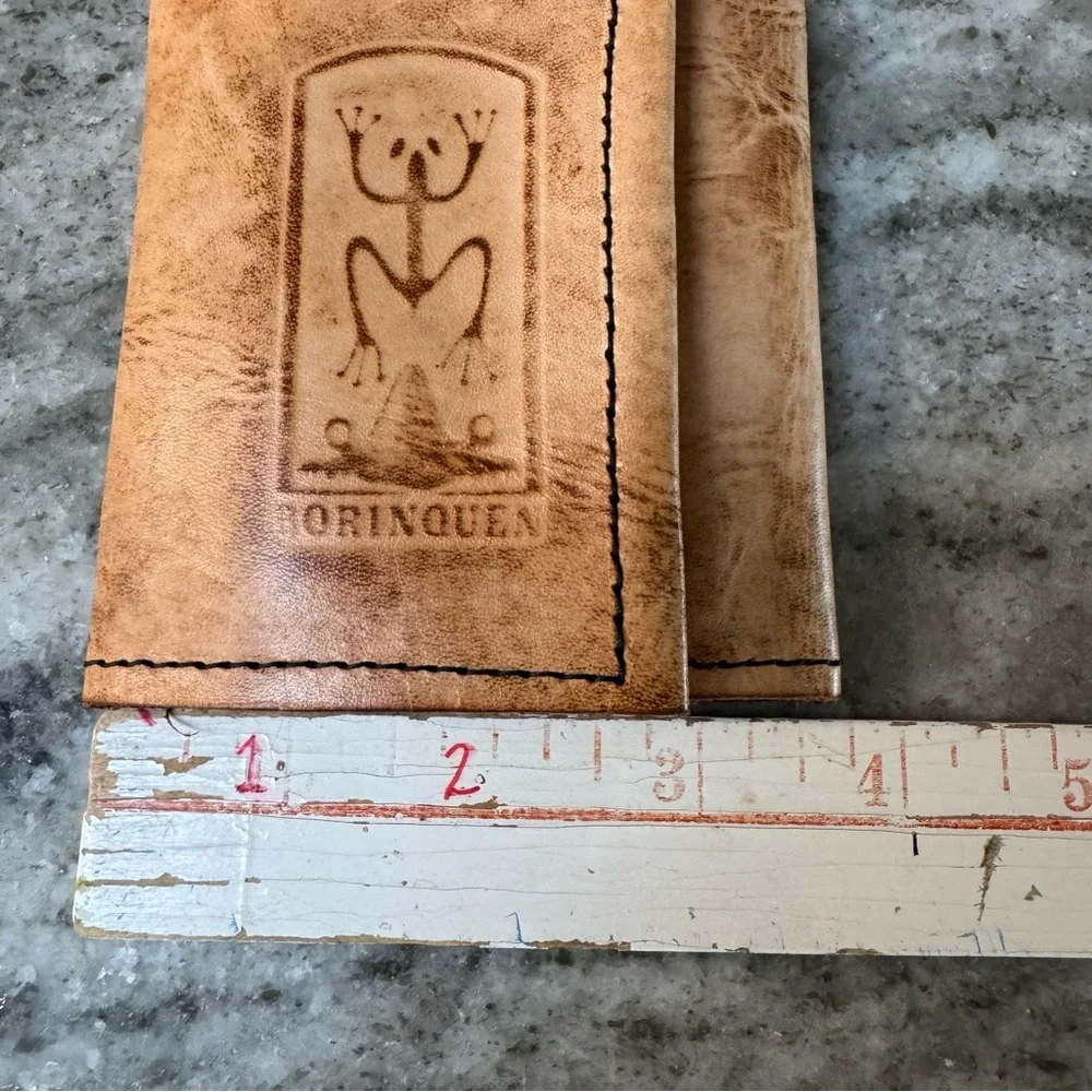 Borinquen tan leather handcrafted trifold wallet